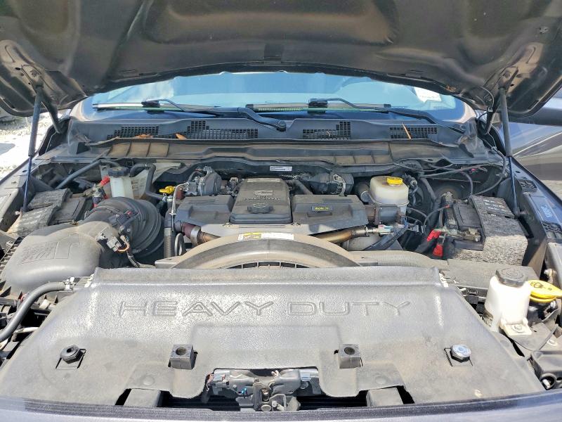 51432556 :رقم المزاد ، 3C6UR5DL7JG336600 vin ، 2018 Ram 2500 مزاد بيع