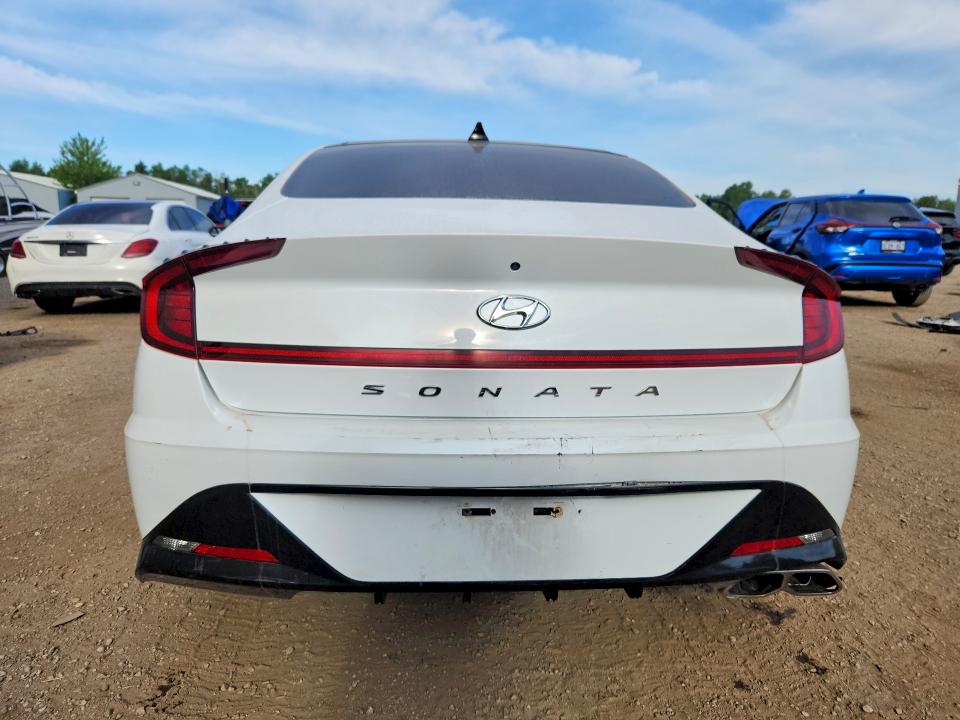 Продажа на аукционе авто 2021 Hyundai Sonata, vin: 5NPEJ4J24MH067414, номер лота: 57888196
