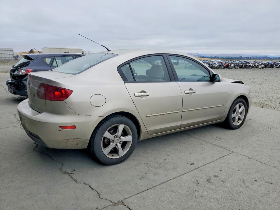 58496626 :رقم المزاد ، JM1BK12F451268884 vin ، 2005 Mazda 3 مزاد بيع