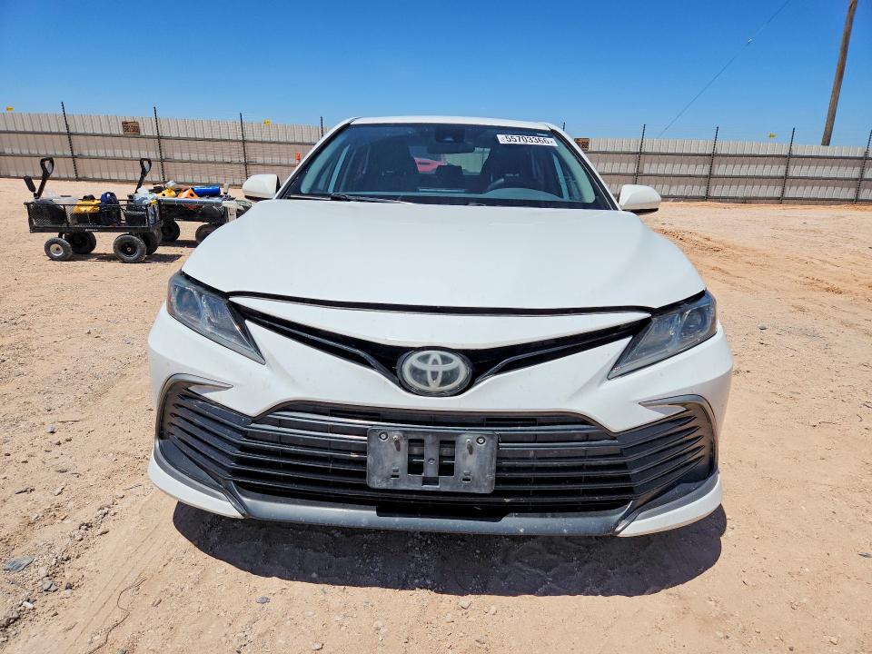 2021 Toyota Camry მანქანა იყიდება აუქციონზე, vin: 4T1C11AK1MU490698, აუქციონის ნომერი: 55703366