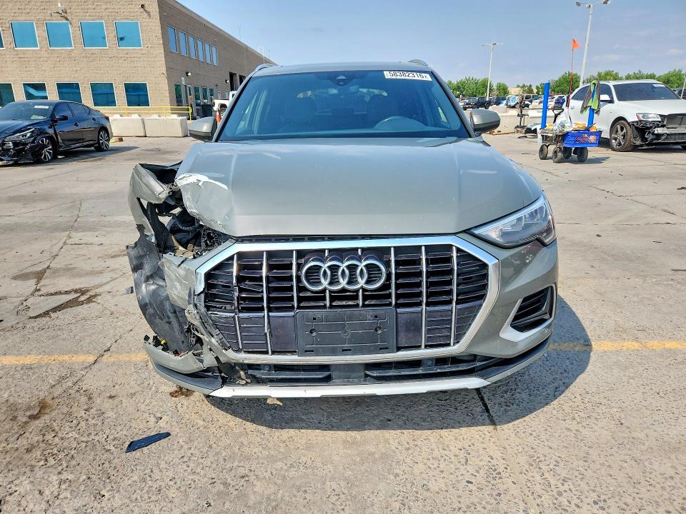 58382316 :رقم المزاد ، WA1AECF31L1053727 vin ، 2020 Audi Q3 مزاد بيع