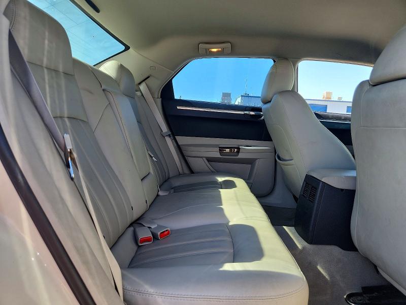Продажа на аукционе авто 2006 Chrysler 300c, vin: 2C3LA63H56H439492, номер лота: 56033916