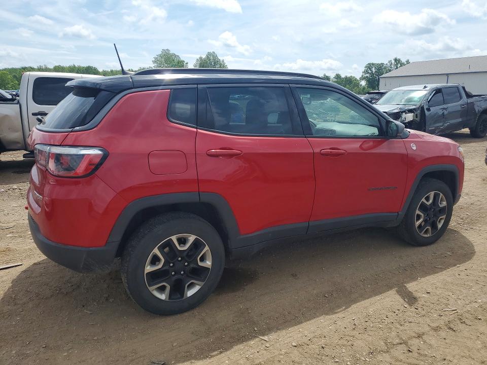 55514316 :رقم المزاد ، 3C4NJDDB8JT147791 vin ، 2018 Jeep Compass مزاد بيع