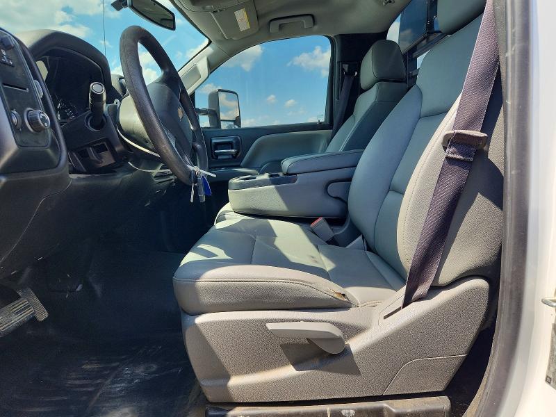 57211486 :رقم المزاد ، 1GB3CYCG8HZ375965 vin ، 2017 Chevrolet Silverado مزاد بيع