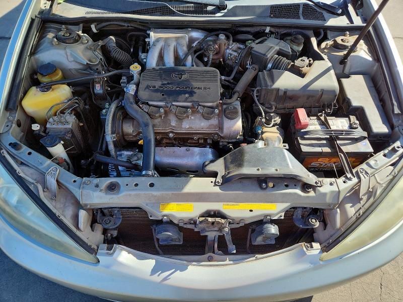 58069596 :رقم المزاد ، JTDBF30K420055841 vin ، 2002 Toyota Camry مزاد بيع