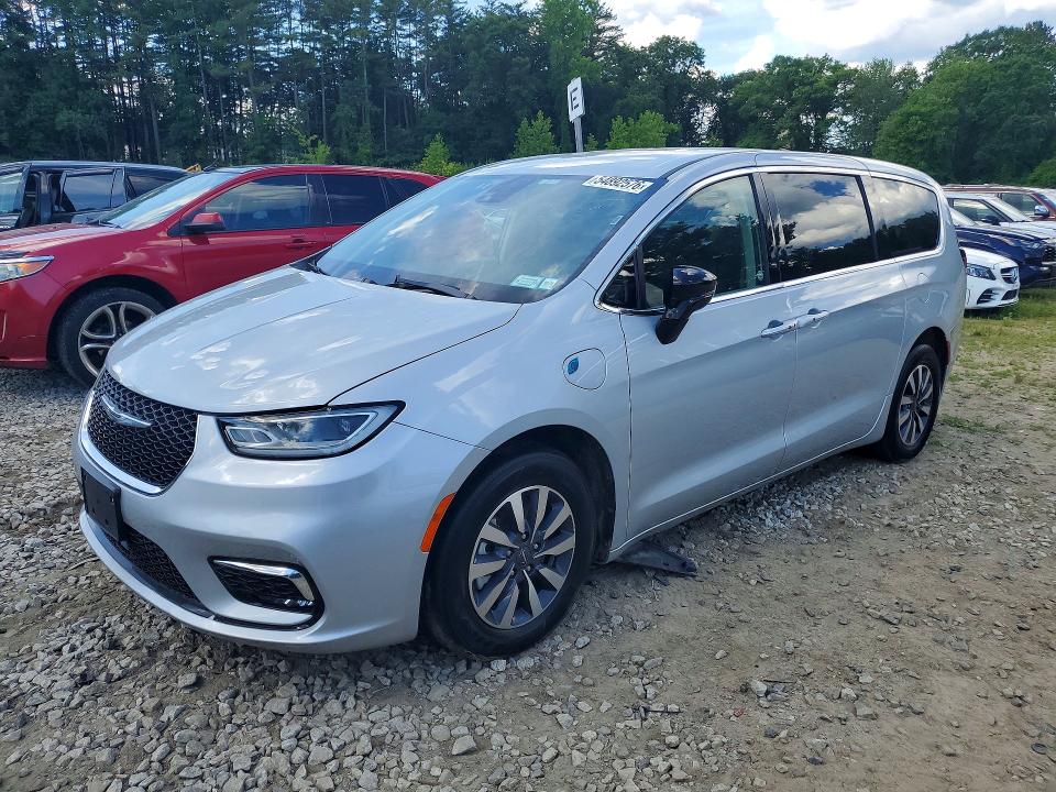 Auction sale of the 2024 Chrysler Pacifica, vin: 2C4RC1S77RR126910, lot number: 54892576