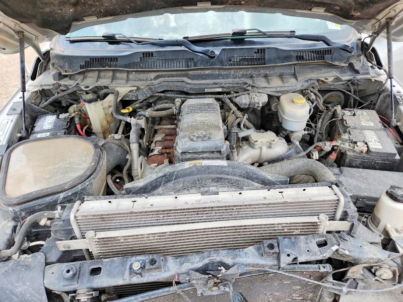 56670086 :رقم المزاد ، 3C6UR5FL2JG241889 vin ، 2018 Ram 2500 مزاد بيع