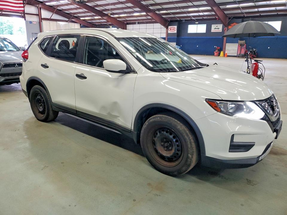 2017 Nissan Rogue მანქანა იყიდება აუქციონზე, vin: JN8AT2MV3HW014923, აუქციონის ნომერი: 58942536
