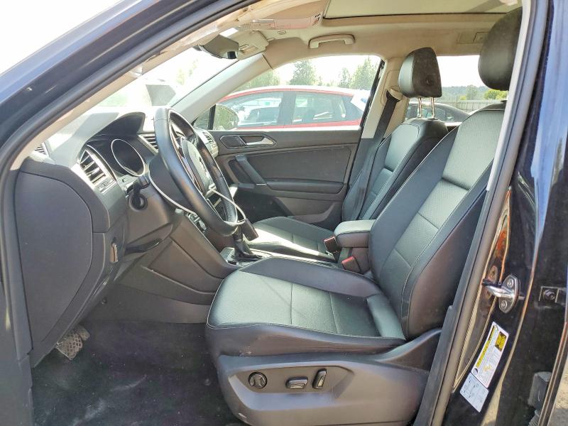 Продажа на аукционе авто 2018 Volkswagen Tiguan, vin: 3VV2B7AX3JM219896, номер лота: 58411046