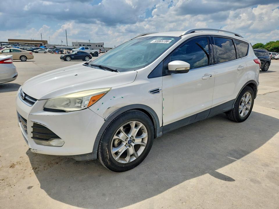 55965736 :رقم المزاد ، 1FMCU0JX9FUA16918 vin ، 2015 Ford Escape مزاد بيع