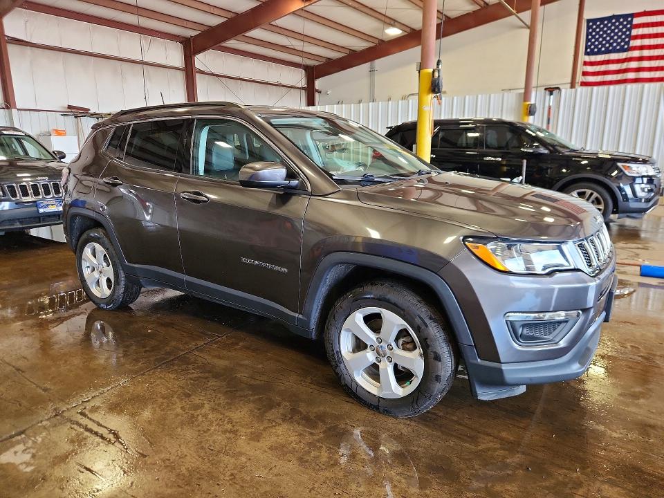 56243016 :رقم المزاد ، 3C4NJDBB4KT592758 vin ، 2019 Jeep Compass مزاد بيع