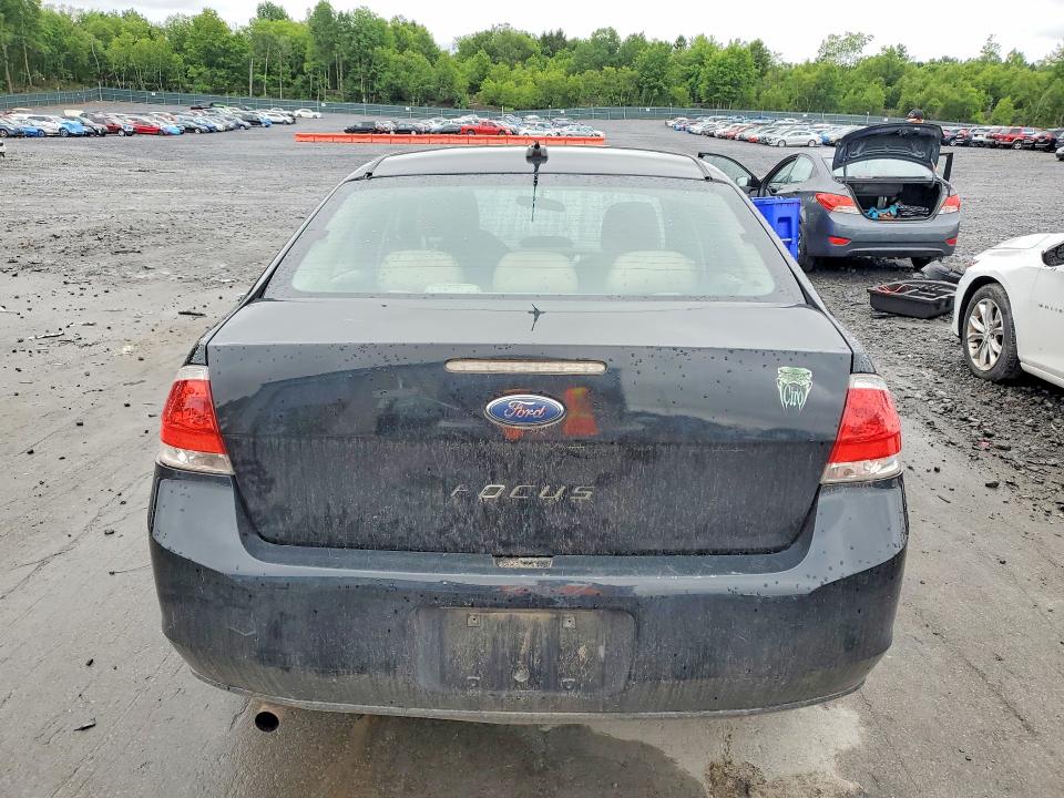 2011 Ford Focus მანქანა იყიდება აუქციონზე, vin: 1FAHP3EN0BW140897, აუქციონის ნომერი: 57863406