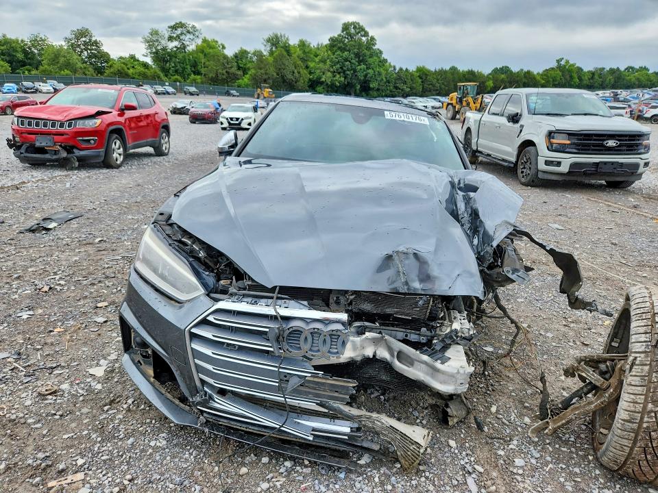 57610176 :رقم المزاد ، WAUC4CF57JA051459 vin ، 2018 Audi S5 مزاد بيع