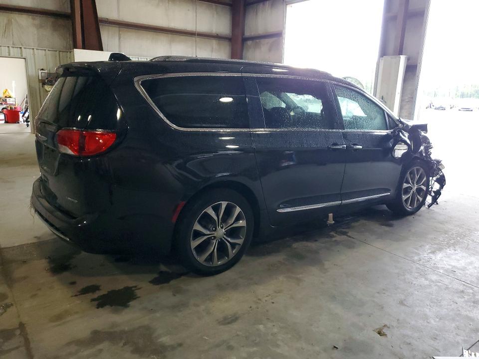 57888406 :رقم المزاد ، 2C4RC1GGXHR762910 vin ، 2017 Chrysler Pacifica مزاد بيع