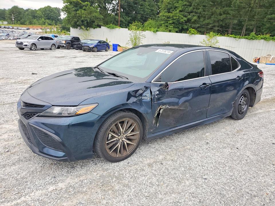 Продажа на аукционе авто 2021 Toyota Camry, vin: 4T1G11AK1MU570942, номер лота: 57376216