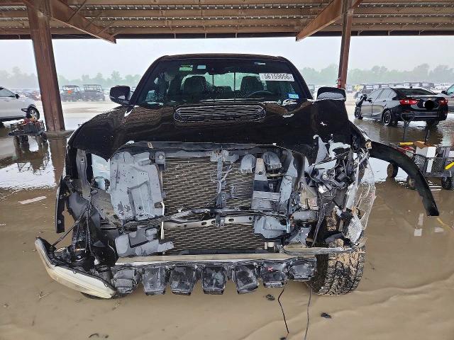 56159056 :رقم المزاد ، 5TFAZ5CN3JX060734 vin ، 2018 Toyota Tacoma مزاد بيع