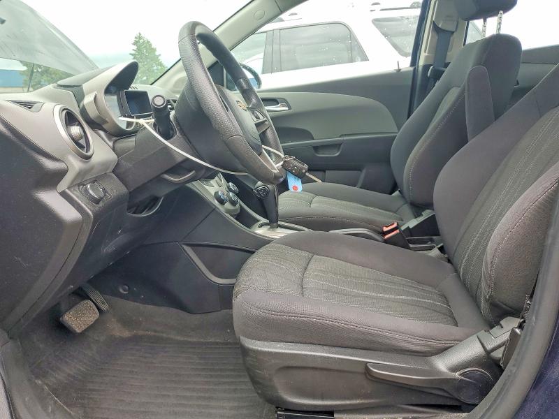 58126336 :رقم المزاد ، 1G1JC5SH2F4130948 vin ، 2015 Chevrolet Sonic مزاد بيع
