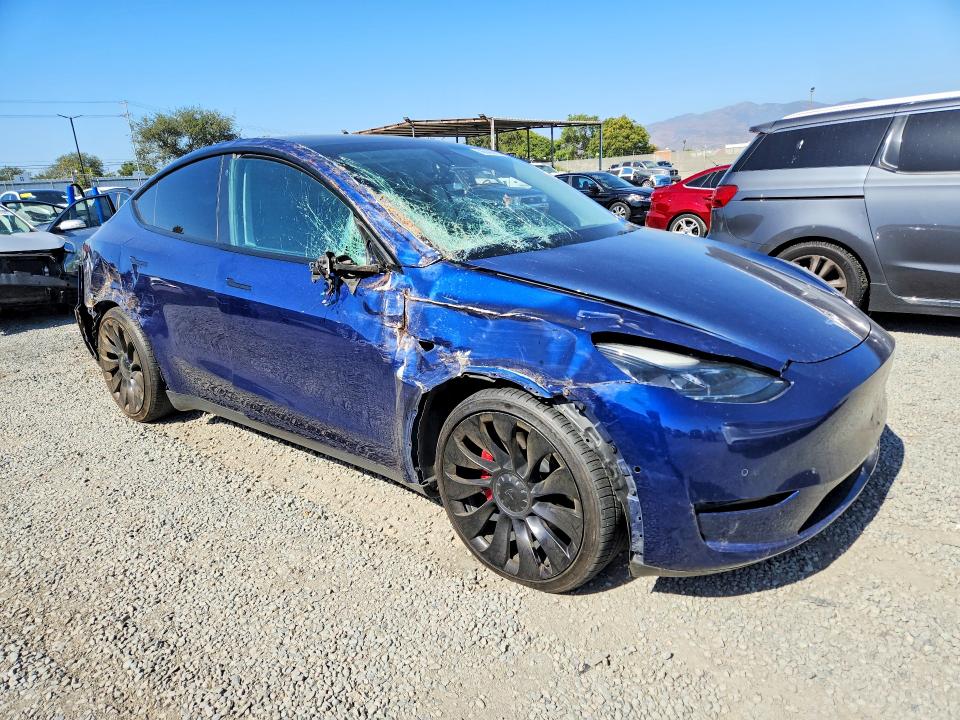 Продажа на аукционе авто 2022 Tesla Model Y, vin: 7SAYGDEF2NF443846, номер лота: 56546816