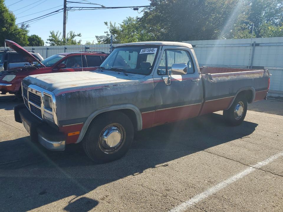 58015846 :رقم المزاد ، 1B7JE26Z5NS624069 vin ، 1992 Dodge D-series مزاد بيع