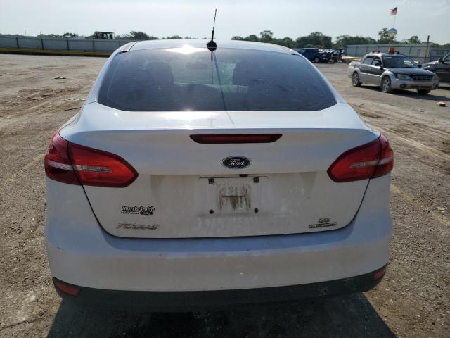 61369313 :رقم المزاد ، 1FADP3F27GL320163 vin ، 2016 Ford Focus Se مزاد بيع