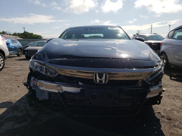 60879643 :رقم المزاد ، 1HGCV1F30JA200296 vin ، 2018 Honda Accord Sport مزاد بيع