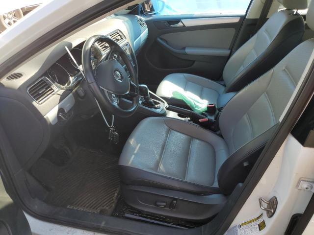 61374793 :رقم المزاد ، 3VW637AJXFM307454 vin ، 2015 Volkswagen Jetta Hybrid مزاد بيع