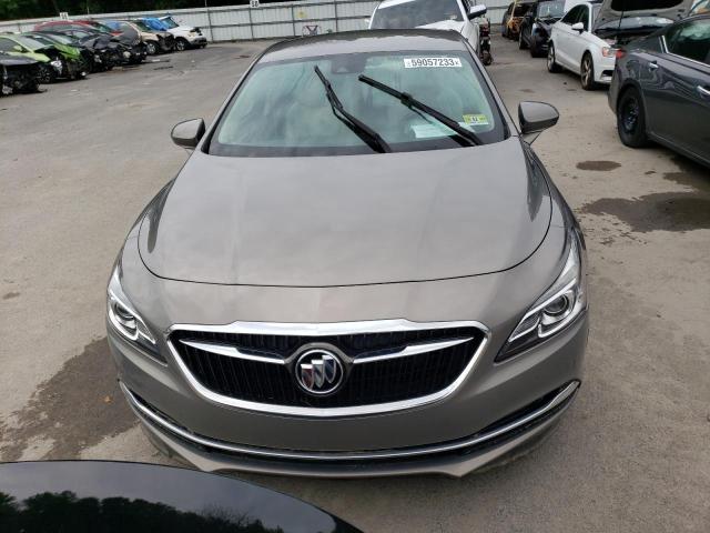 59057233 :رقم المزاد ، 1G4ZR5SS3HU146322 vin ، 2017 Buick Lacrosse Premium مزاد بيع