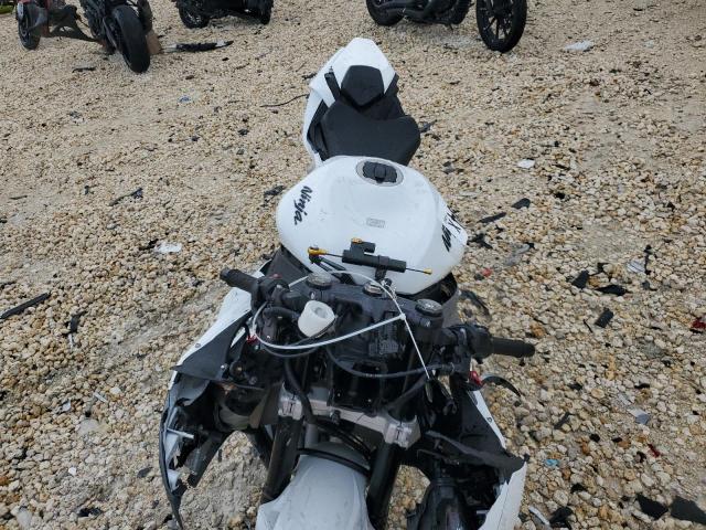 Продажа на аукционе авто 2021 Kawasaki Zx636, vin: JKBZXJH13MA009643, номер лота: 63101064
