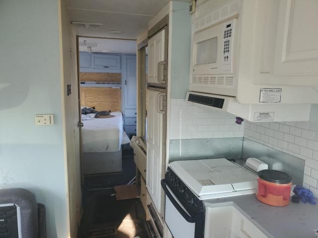 Aukcja sprzedaży 2002 Workhorse Custom Chassis Motorhome, vin: 584LP57G923339078, numer aukcji: 43280375