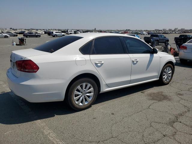 64377335 :رقم المزاد ، 1VWAT7A30FC006253 vin ، 2015 Volkswagen Passat S مزاد بيع