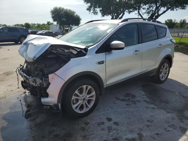 64321895 :رقم المزاد ، 1FMCU0GD5JUB46183 vin ، 2018 Ford Escape مزاد بيع