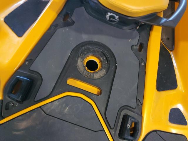 Продаж на аукціоні авто 2021 Seadoo Rxt-x 300, vin: YDV33558L021, номер лоту: 64772645