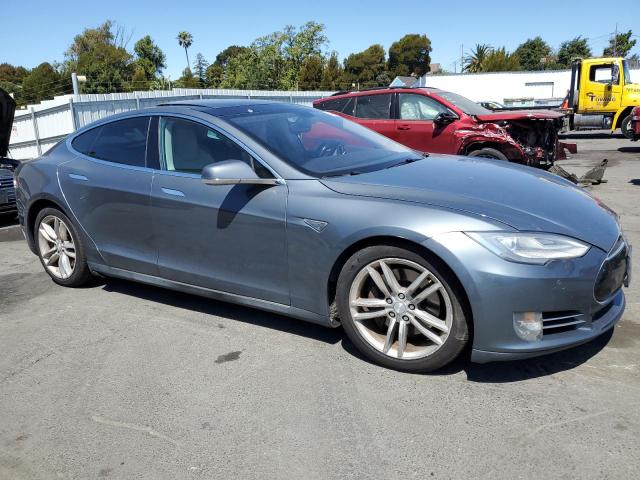 64055135 :رقم المزاد ، 5YJSA1DN2CFP01548 vin ، 2012 Tesla Model S مزاد بيع