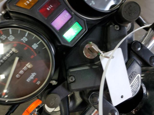 65701005 :رقم المزاد ، JH2RC0114BM122336 vin ، 1981 Honda Cb750 C مزاد بيع
