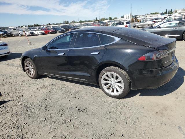 2018 Tesla Model S მანქანა იყიდება აუქციონზე, vin: 5YJSA1E27JF266754, აუქციონის ნომერი: 65561125