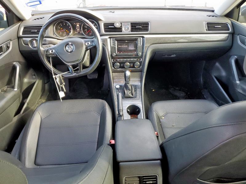 65785435 :رقم المزاد ، 1VWBT7A32HC000431 vin ، 2017 Volkswagen Passat مزاد بيع