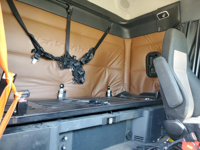 Продаж на аукціоні авто 2019 Freightliner Cascadia 126, vin: 3AKJHHDV4KSJW8904, номер лоту: 62091565