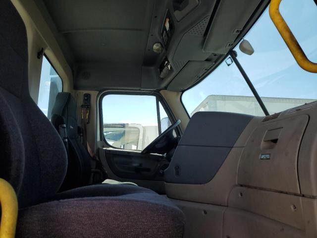 Продаж на аукціоні авто 2018 Freightliner Cascadia 1, vin: 1FUBGAD95JLJS1005, номер лоту: 62643225