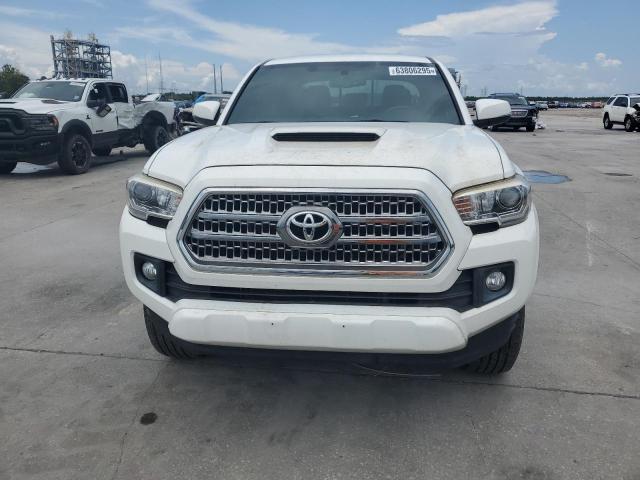 63806295 :رقم المزاد ، 3TMCZ5AN5HM051075 vin ، 2017 Toyota Tacoma Double Cab مزاد بيع