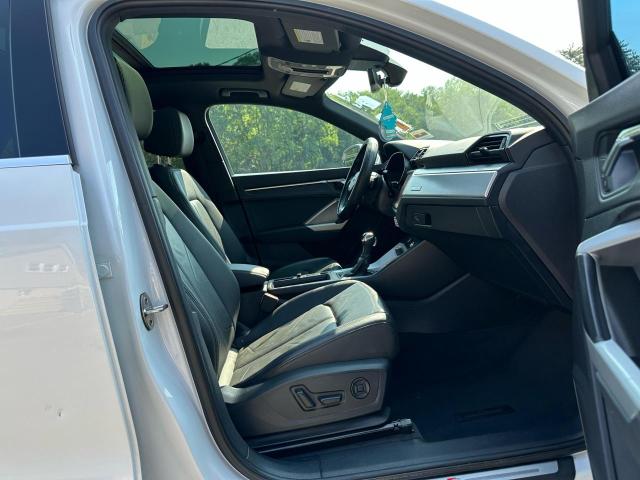 2021 Audi Q3 Premium მანქანა იყიდება აუქციონზე, vin: WA1DECF32M1050690, აუქციონის ნომერი: 63831765