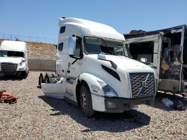 Продаж на аукціоні авто 2023 Volvo Vnl, vin: 4V4NC9EH5PN631098, номер лоту: 63755785