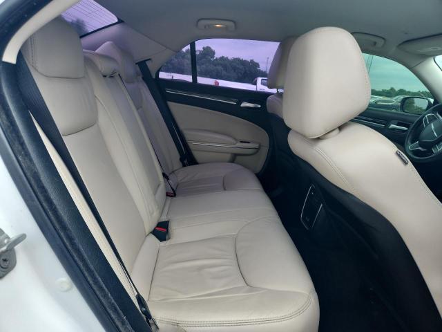 63089825 :رقم المزاد ، 2C3CCAAG2HH663586 vin ، 2017 Chrysler 300 مزاد بيع