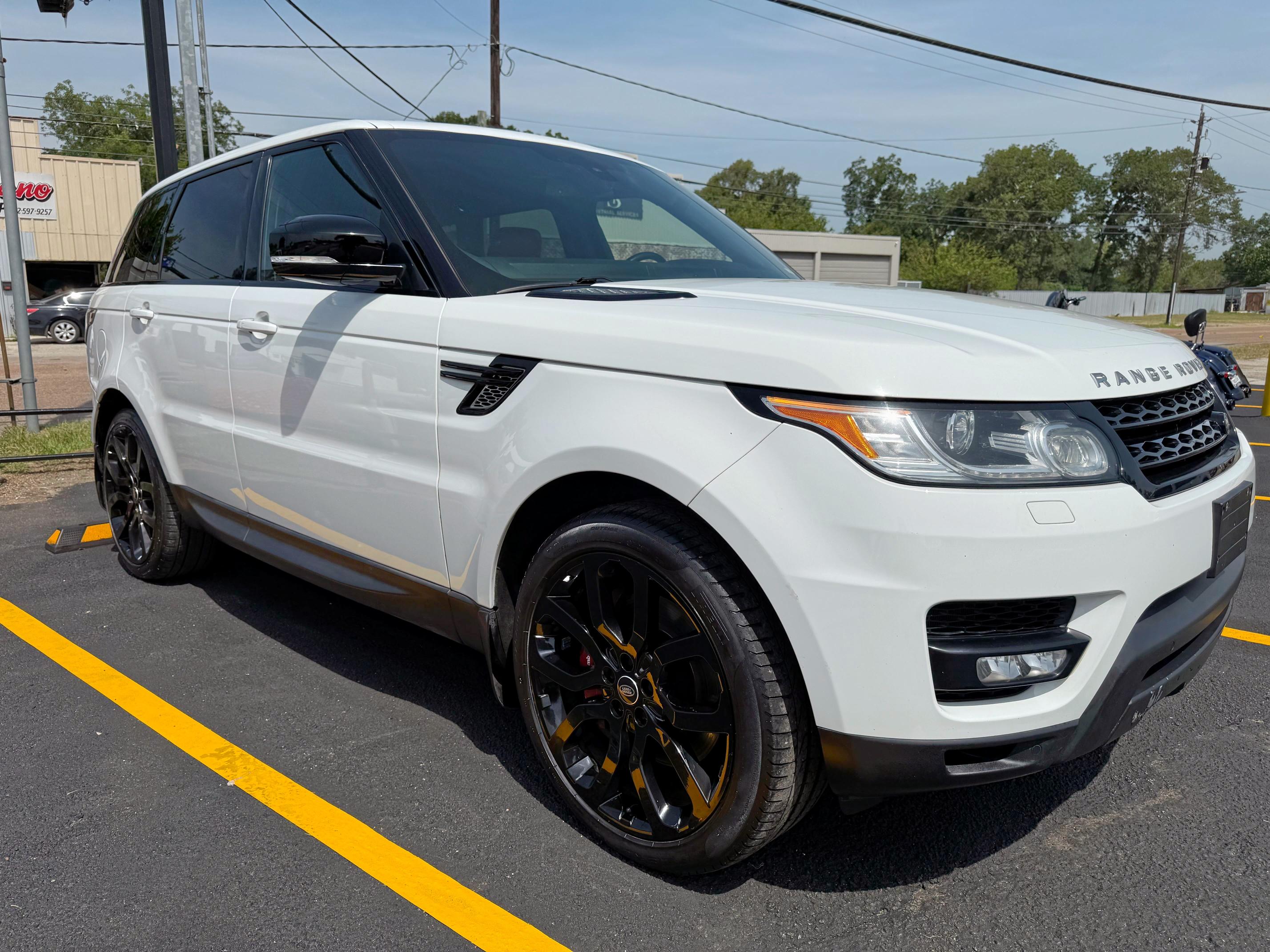 67327035 :رقم المزاد ، SALWR2EF3EA325907 vin ، 2014 Land Rover Range Rove مزاد بيع