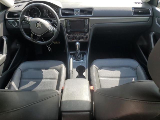 64233455 :رقم المزاد ، 1VWDT7A38HC086305 vin ، 2017 Volkswagen Passat R-l مزاد بيع