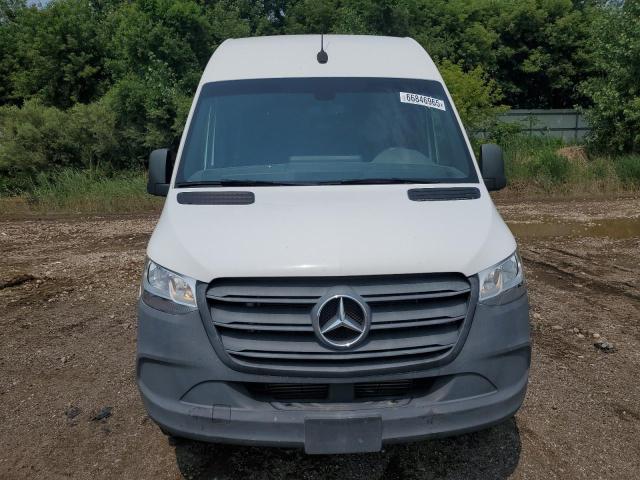 66846965 :رقم المزاد ، W1W40CHY4MT056240 vin ، 2021 Mercedes-benz Sprinter مزاد بيع