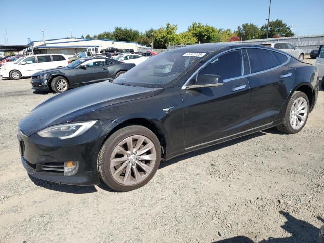 2018 Tesla Model S მანქანა იყიდება აუქციონზე, vin: 5YJSA1E27JF266754, აუქციონის ნომერი: 65561125