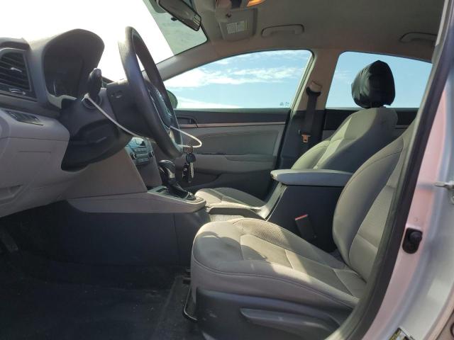 64656415 :رقم المزاد ، 5NPD84LF7HH116926 vin ، 2017 Hyundai Elantra مزاد بيع