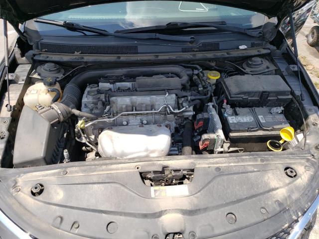 66150665 :رقم المزاد ، 1C3CCCFB8FN617869 vin ، 2015 Chrysler 200 Lx مزاد بيع
