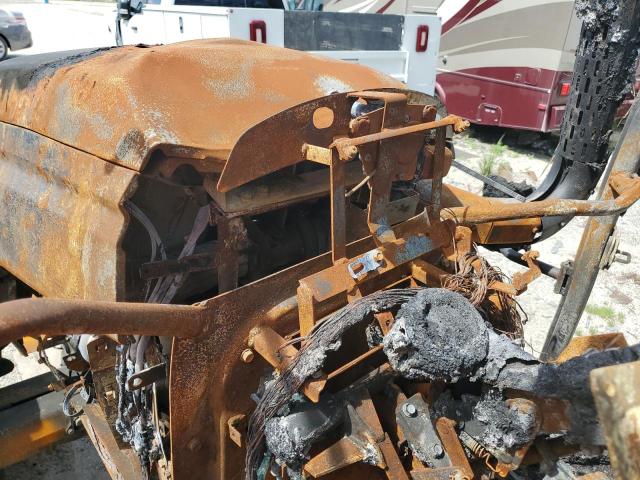 62295255 :رقم المزاد ، KBUM4EDCEL8L64236 vin ، 2021 Kubota Tractor مزاد بيع