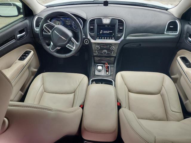 63089825 :رقم المزاد ، 2C3CCAAG2HH663586 vin ، 2017 Chrysler 300 مزاد بيع